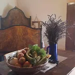 Su Niberalzu Kır Evi Monti