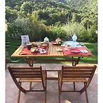 Su Niberalzu Kır Evi *