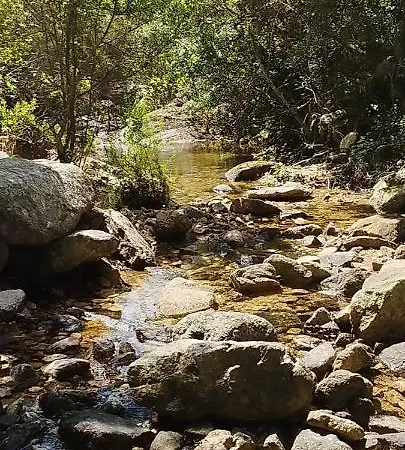 Su Niberalzu Landhuis *