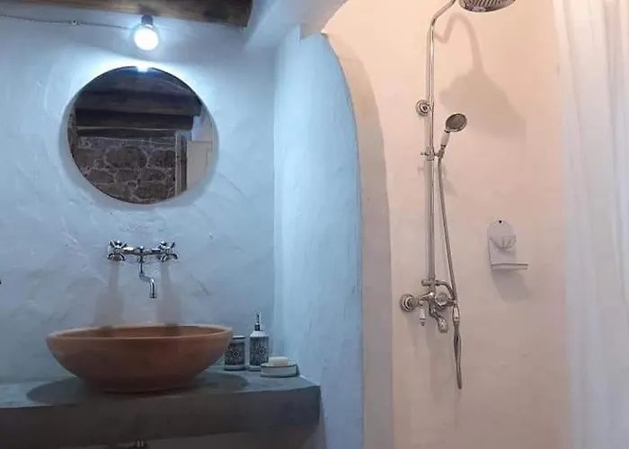 Su Niberalzu Gospodarstwo wiejskie *